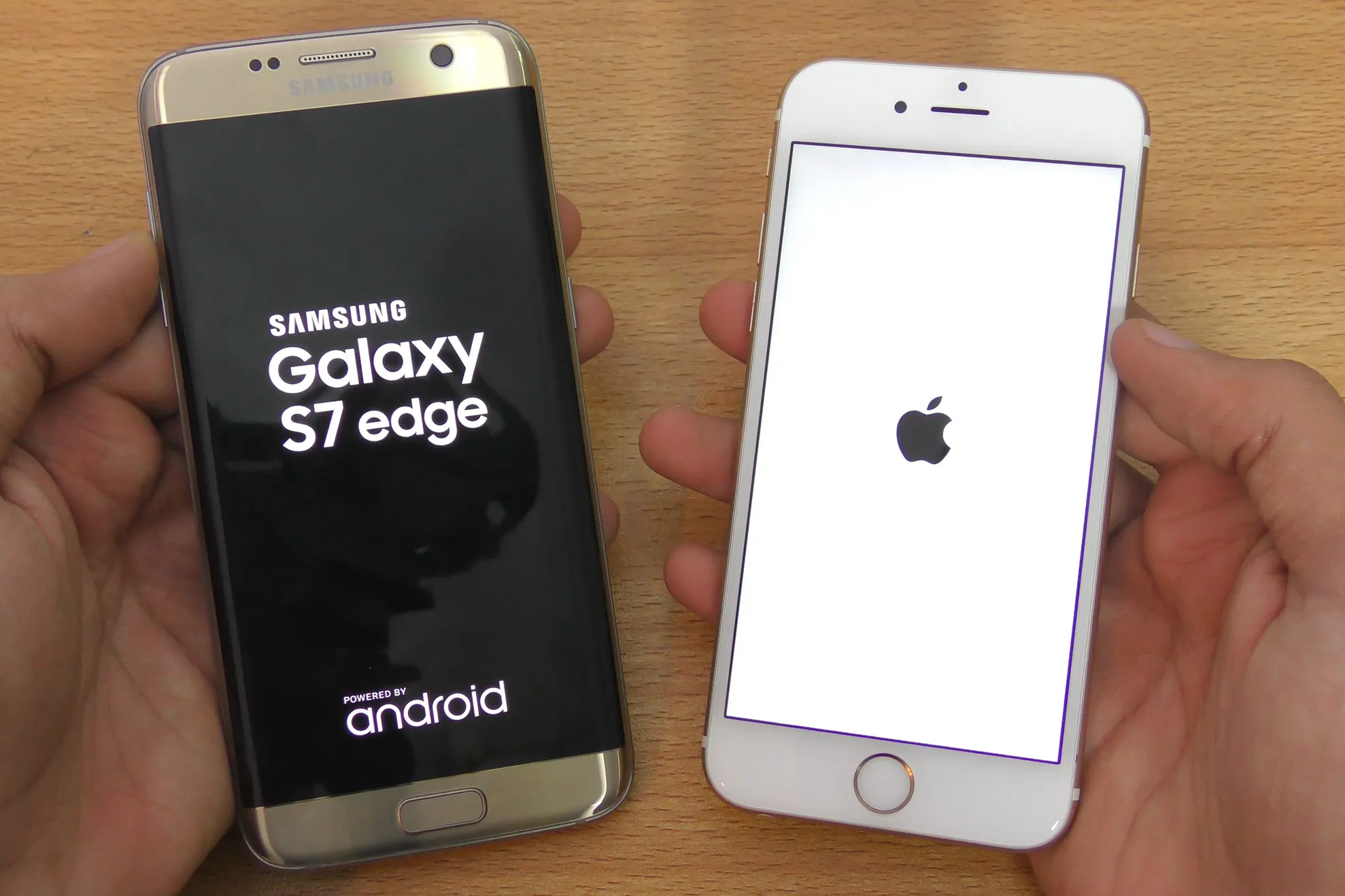 Ce se întâmplă dacă îngheți un iPhone 7 și un Samsung Galaxy S7 în ketchup 19 ore