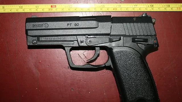 Focuri de armă la Timişoara: un bărbat de 40 de ani a fost împuşcat în maşina sa