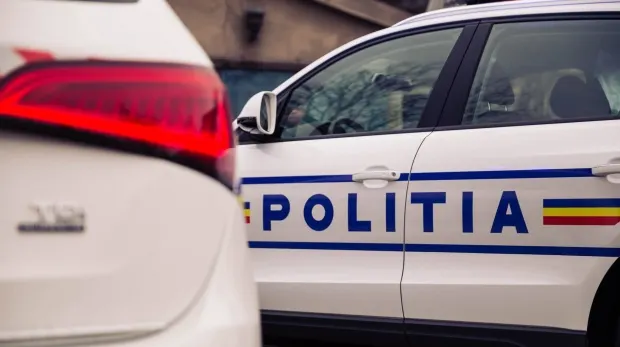 Şocant! Un poliţist şi-a pus viaţa în pericol pentru a evita o tragedie