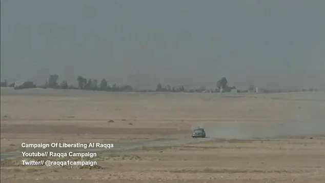 Scene dramatice în iadul din Siria. O mașină kamikaze ISIS, distrusă de o rachetă JAVELIN
