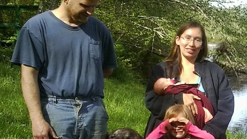 O familie cu doi copii mici a dispărut. Când au fost găsiţi au mărturisit: ca să supravieţuiască...