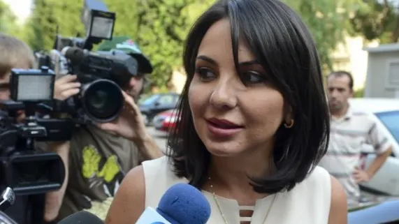 Ana Maria Pătru, fosta şefă AEP, arestată preventiv pentru trafic de influenţă şi spălare de bani