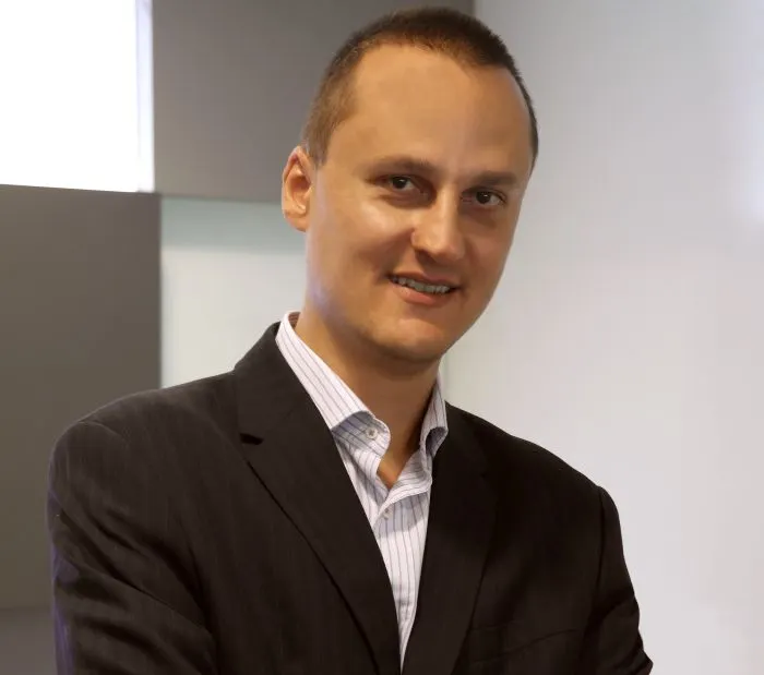 Şef de divizie Samsung, declaraţie revoltătoare: "Întâi tablete în şcoli, apoi toaletele din curte"