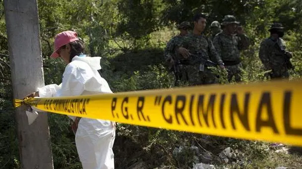 Descoperire macabră în Mexic. 32 de cadavre şi 9 capete găsite în mai multe gropi comune