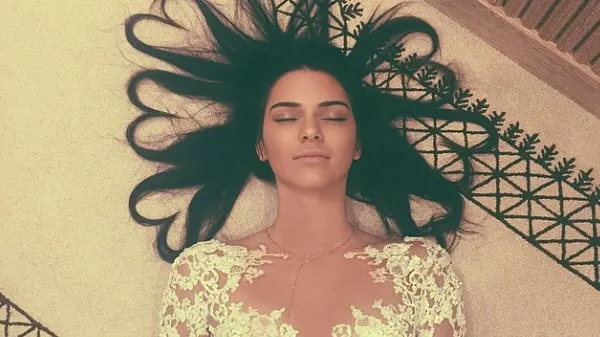 Modelul cu cea mai populară fotografie de pe Instagram și-a șters contul. Care e motivul