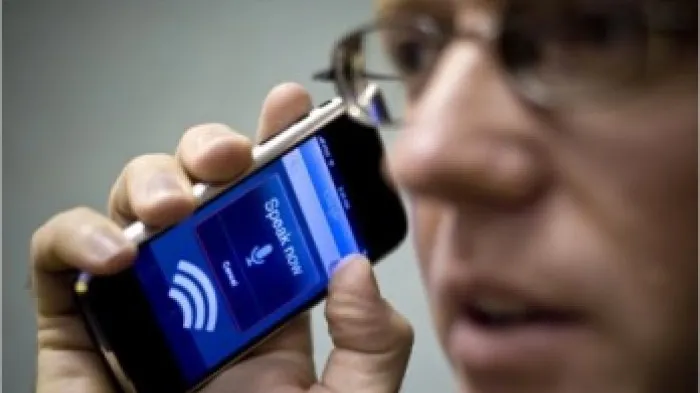 Cum ne păcălesc operatorii de telefonie, deşi roamingul e gratis