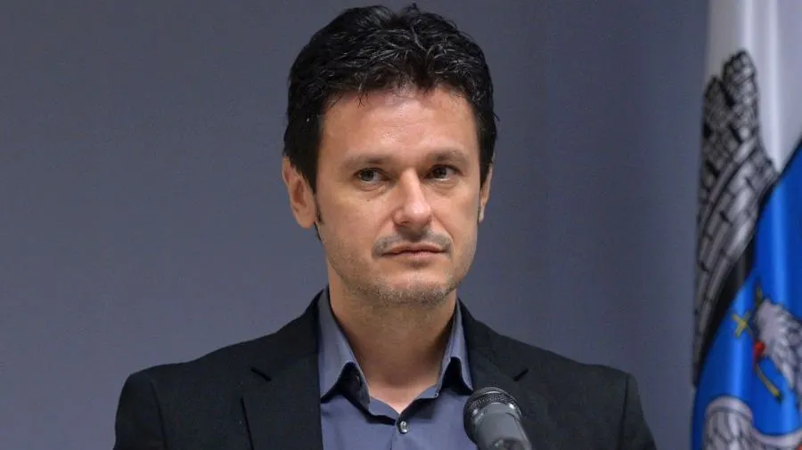 Noi dezvăluiri în dosarul achiziţiilor umflate de Spitalul Malaxa. Cine a semnat hârtiile?