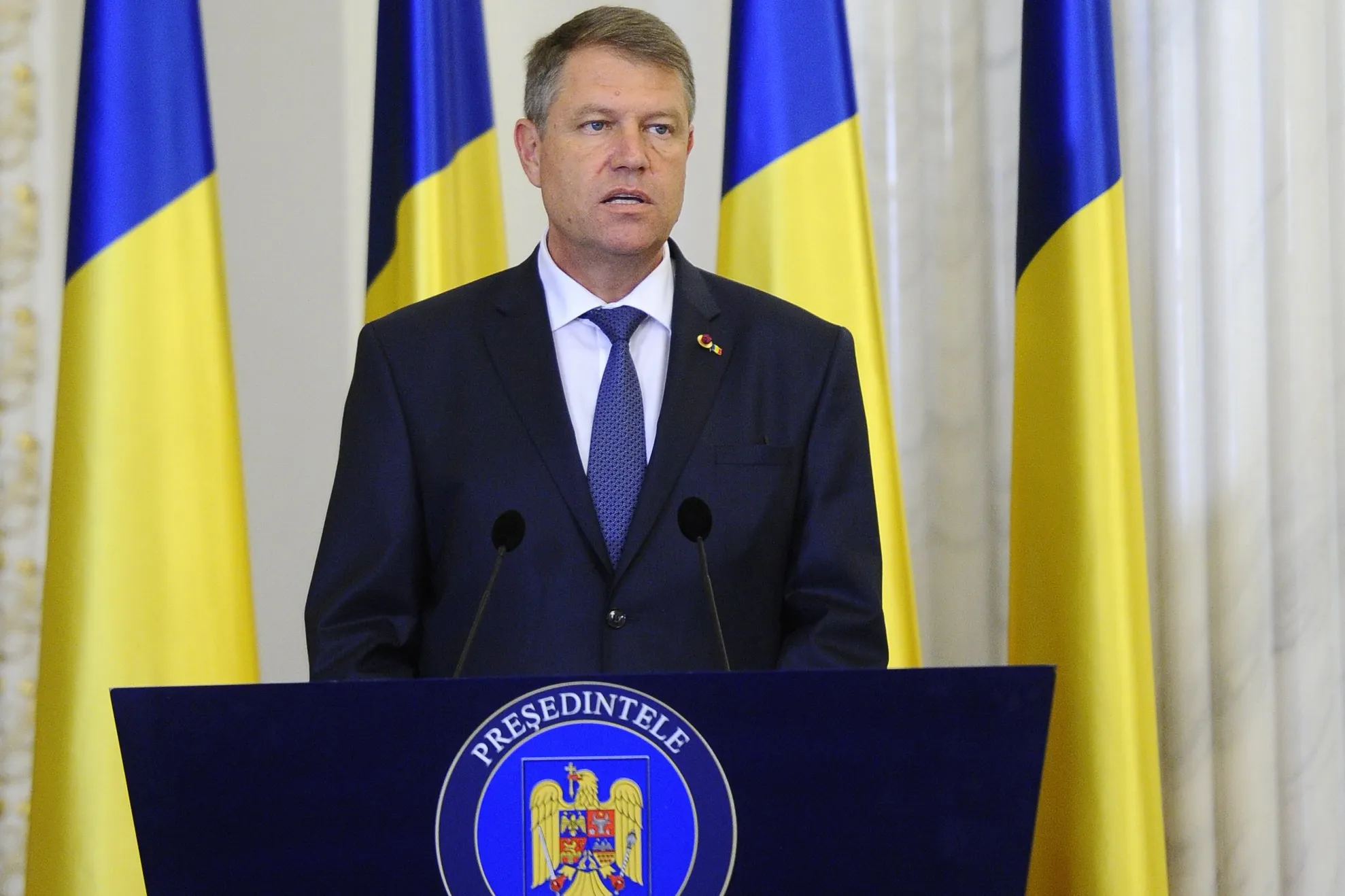 Klaus Iohannis: Voi convoca noul Parlament pentru marţi. Miercuri şi joi, consultări cu partidele
