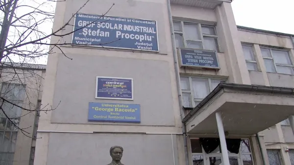 Scandal monstru într-un liceu din Vaslui. Elev în stare gravă după ce a fost bătut de un coleg