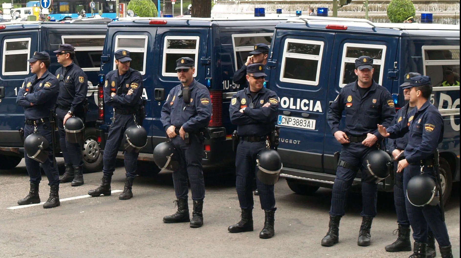 Alertă în Spania! Doi posibili jihadiști înarmaţi şi extrem de periculoşi au fost arestaţi