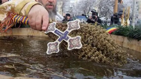 BOBOTEAZA 2017. Ce nu trebuie să faci azi sub nicio formă, ca să nu ai NECAZURI tot anul