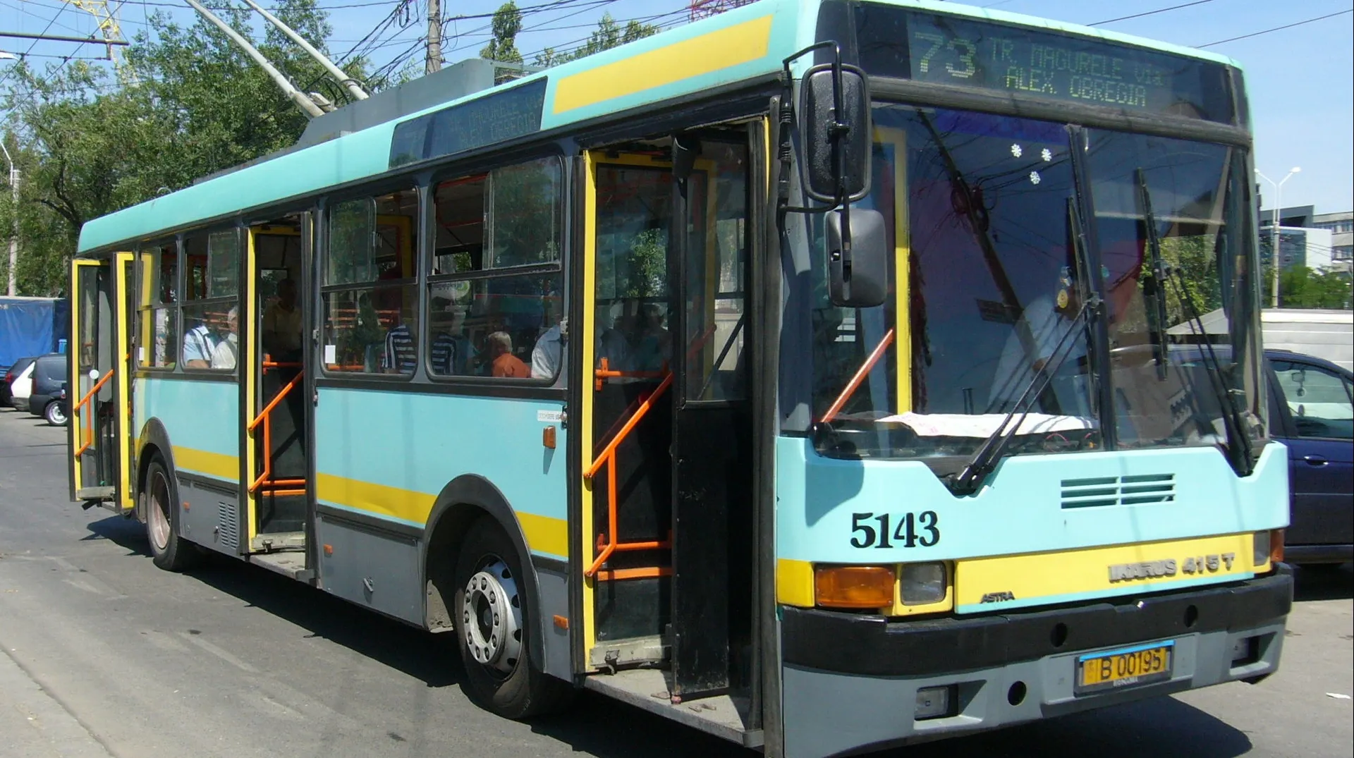 Veste bună pentru toţi cei care merg cu RATB-ul în fiecare zi