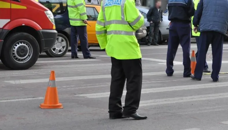 Tragedie fără margini în Iaşi! Un bărbat a murit după ce a fost lovit de o maşină pe zebră