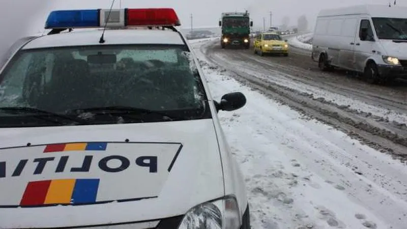 Accident cumplit! Un microbuz a derapat într-un şanţ: opt persoane au fost rănite