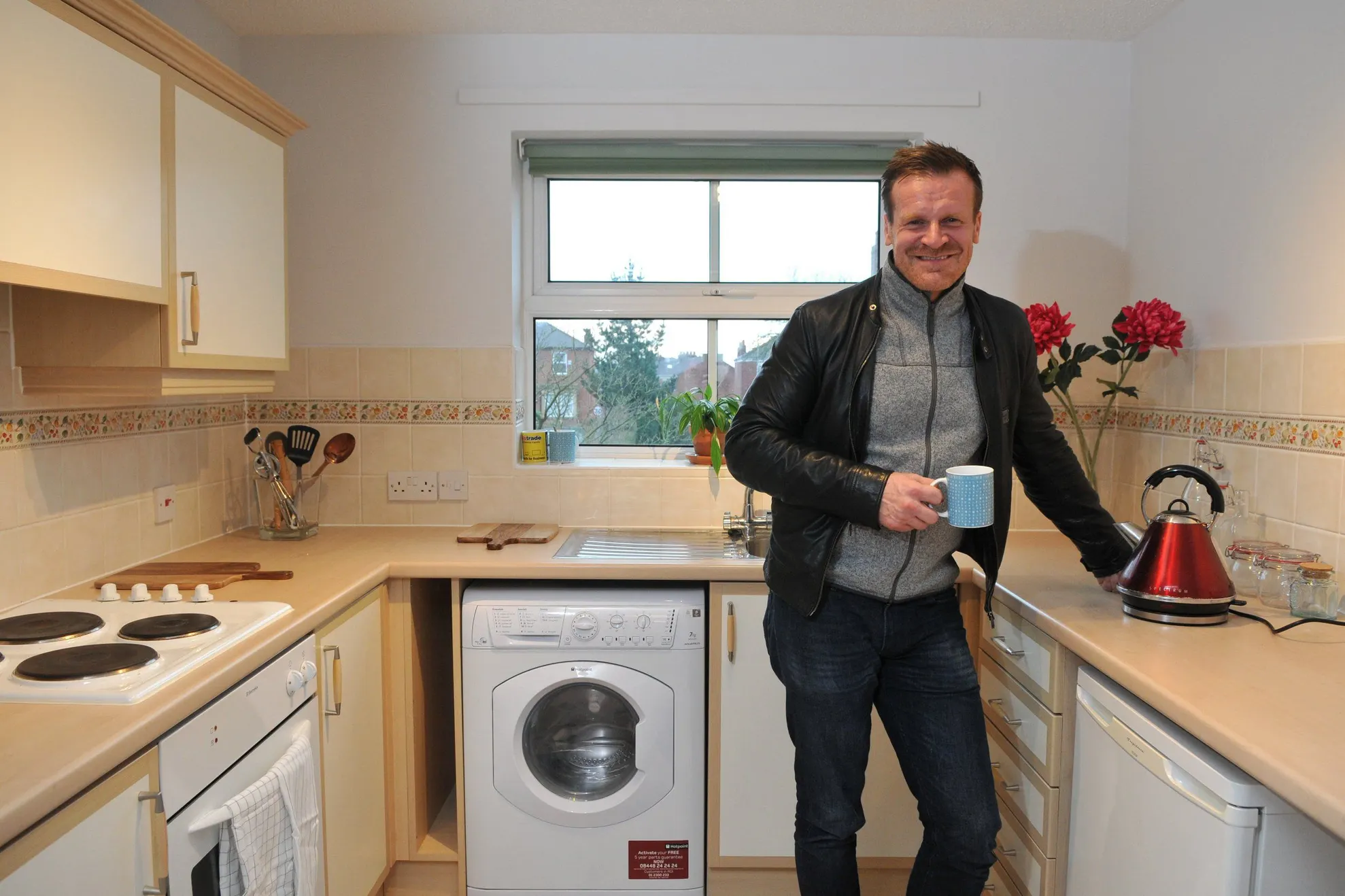 Un bărbat vrea să dea gratis un apartament oricui are nevoie de el. Cum arată locuința
