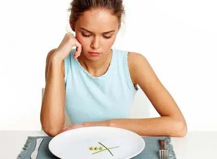 Cu ce preparate ne protejăm sistemul digestiv după excesele de sărbători. Alimentele interzise