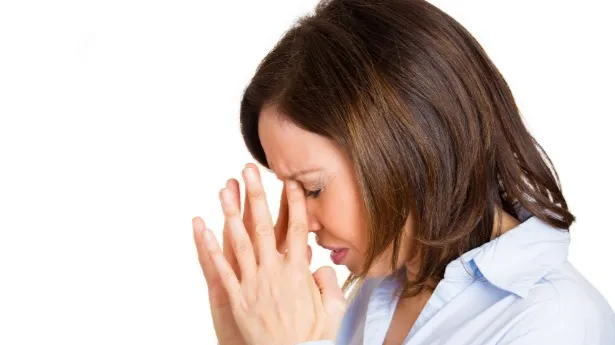 7 semne că îți lipsesc vitamine importante din corp