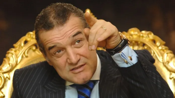 Gigi Becali, naşul Gabrielei Firea, a trimis executorii la Primăria Capitalei