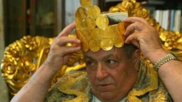 Împăratul Iulian al romilor a murit. Cine va fi încoronat în locul lui