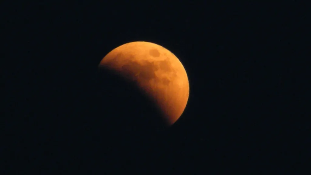 Când are loc cel mai IMPORTANT eveniment astronomic din 2017, în România