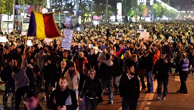 Proteste MASIVE în România! Care sunt cele mai scandate lozinci