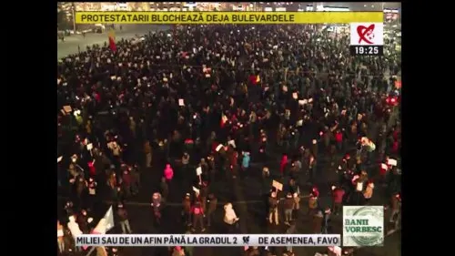 Cum a arătat, vineri seară, Piaţa Victoriei după plecarea celor 150.000 de oameni