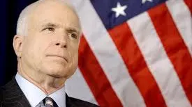 John McCain: "Această ordonanță subminează progresul făcut de România în lupta împotriva corupției"