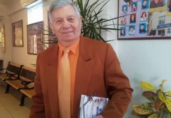 Profesorul din Galați care cerea favoruri sexuale de la eleve pentru note mari a primit ce merita
