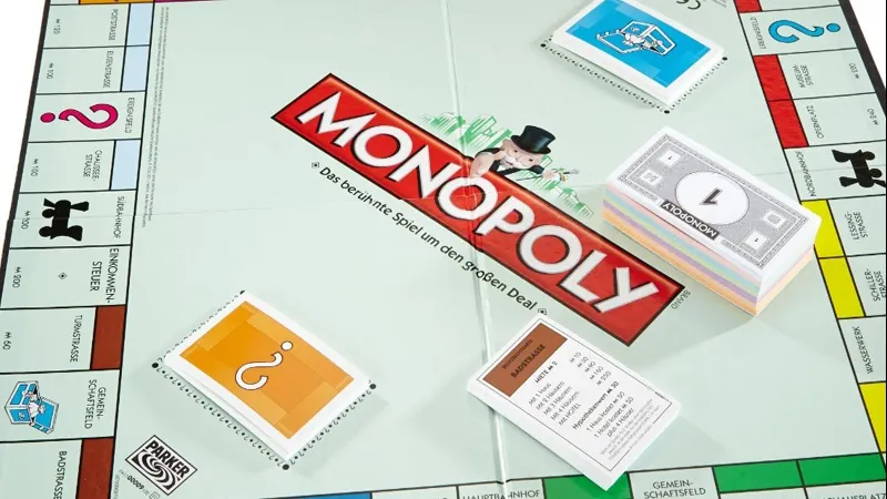 Monopoly face o schimbare radicală. Ce piesă emblematică a jocului va fi eliminată