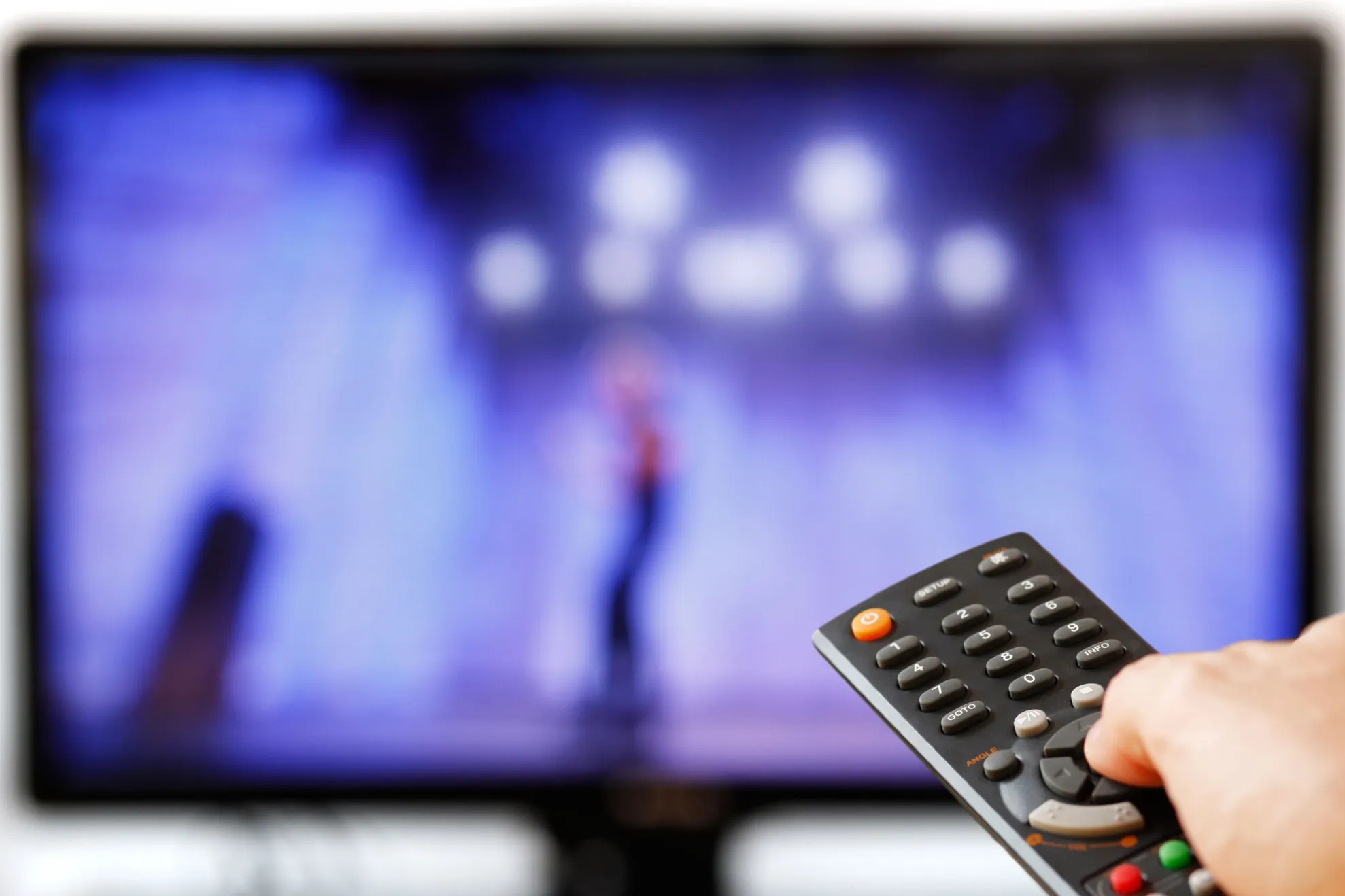 Ce vor vedea românii în curând la TV. Ce va apărea pe ecrane. Se întâmplă la posturile importante