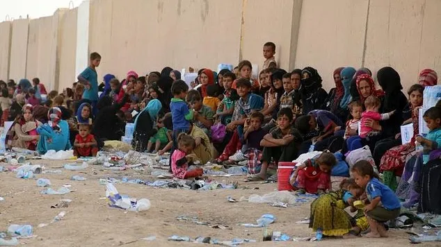 Sclavele sexuale ale ISIS au dezvăluit ororile prin care trec! Bătute şi violate în faţa copiilor
