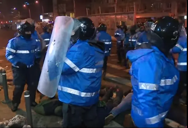 Dosarul violențelor din Piața Victoriei: o persoană arestată, alte cinci sub control judiciar