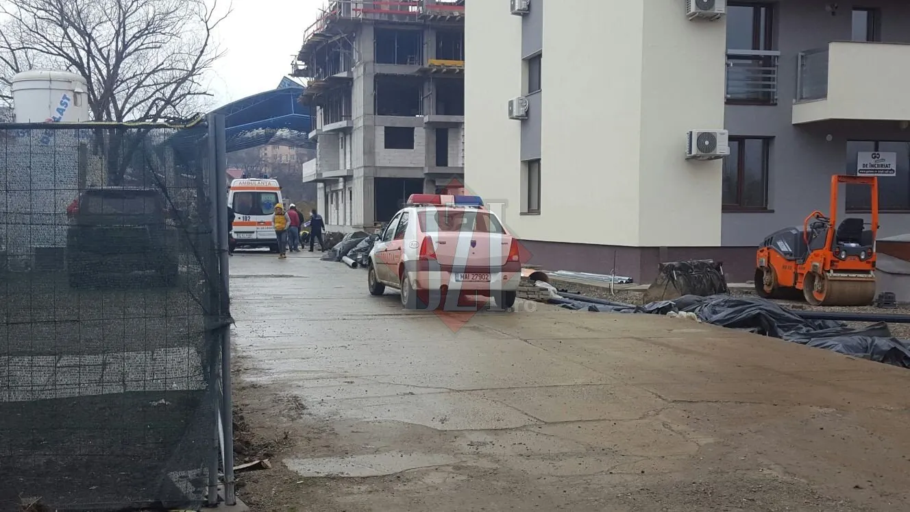 Moarte suspectă la Iași. Un muncitor a căzut în gol de la etajul 3