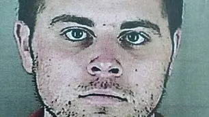 Şi-a făcut un selfie la un an după ce a renunţat la droguri. Transformarea este uluitoare