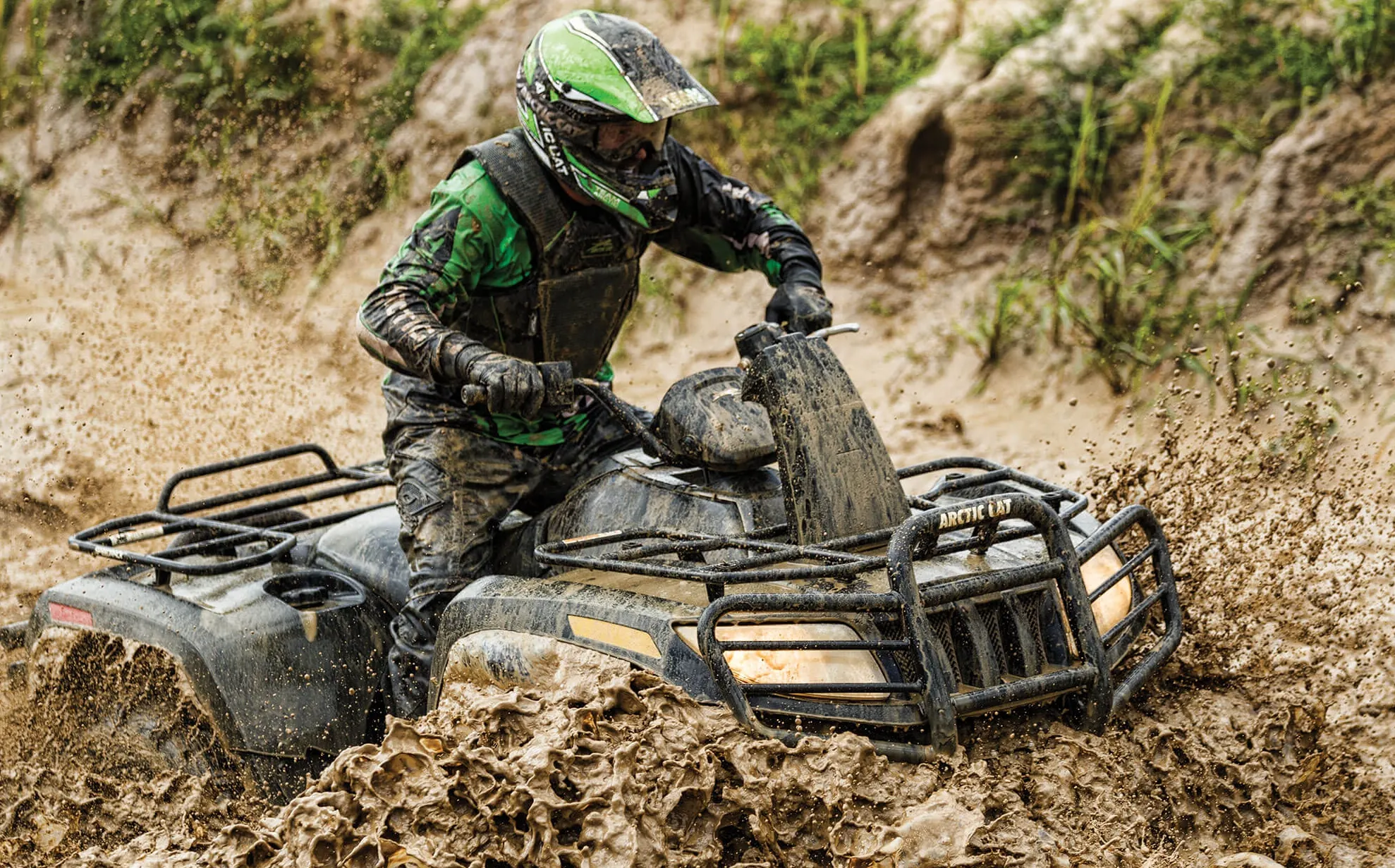 eMAG - Stiai ca poti cumpara online ATV-uri si UTV-uri? Uite ce preturi au