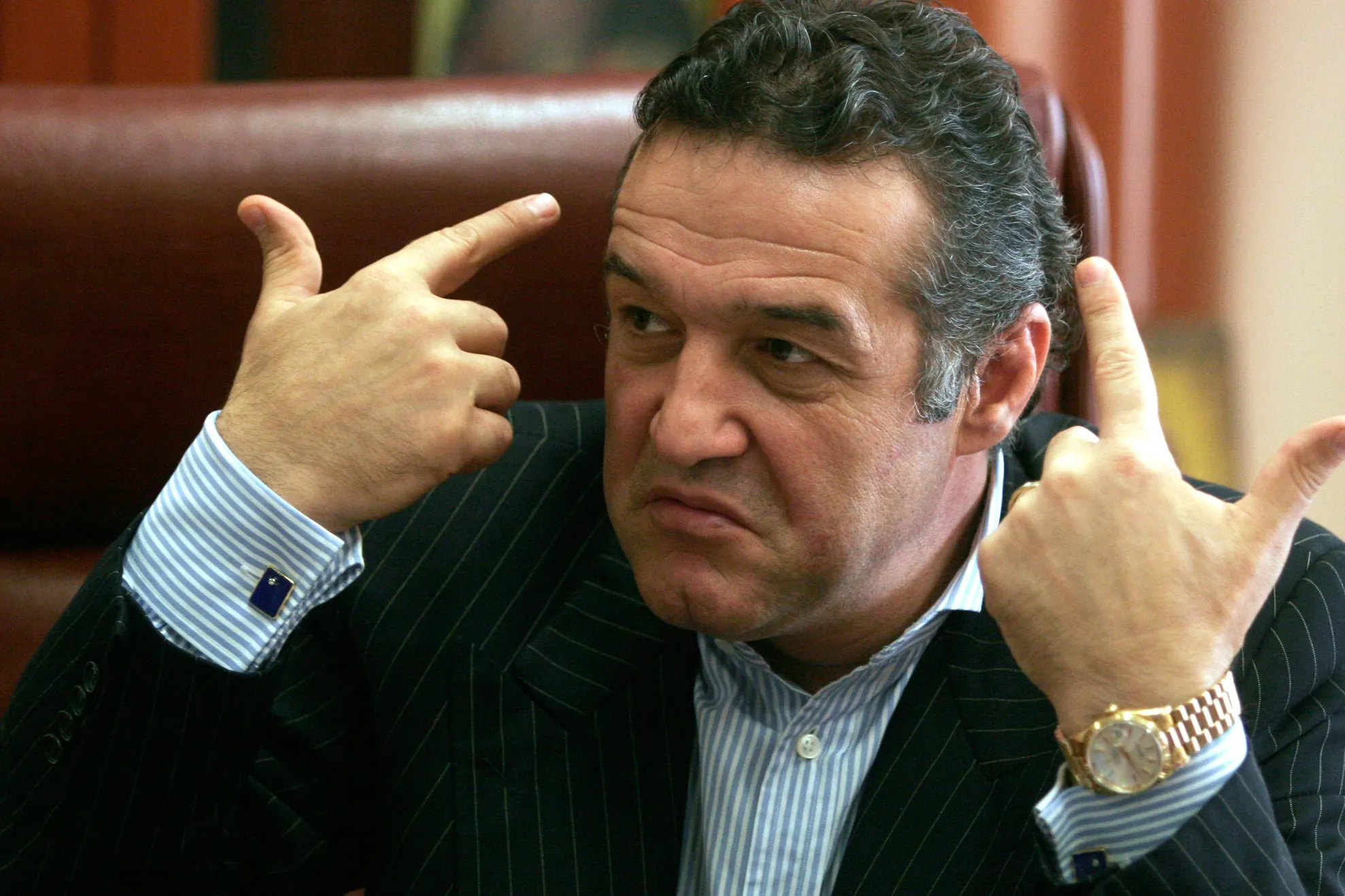 Gigi Becali îi cere demisia selecţionerului Christoph Daum