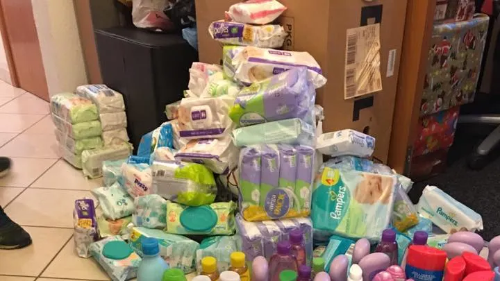 Din inimă, pentru copiii bolnavi internaţi în Bucureşti. Trei maşini încărcate cu produse de igienă