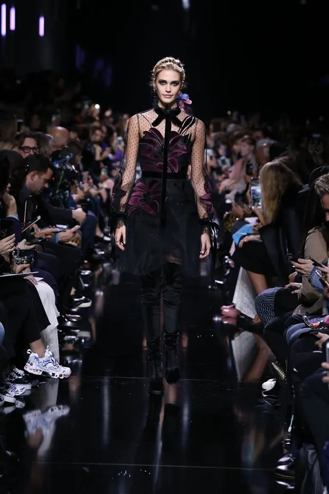 GALERIE FOTO şi VIDEO. Săptămâna Modei la Paris. Rochii absolut superbe. Elie Saab, colecţie poetică