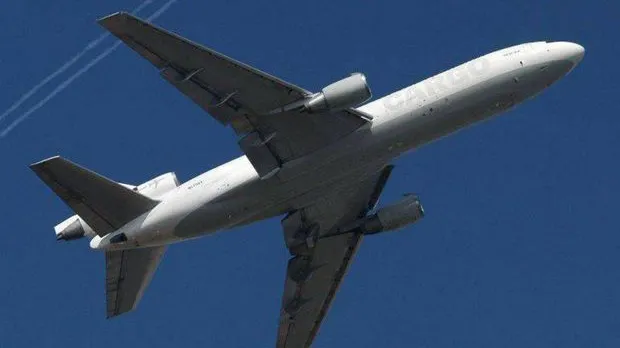 Un avion comercial ungar care decolase din România, interceptat de aviaţia militară britanică