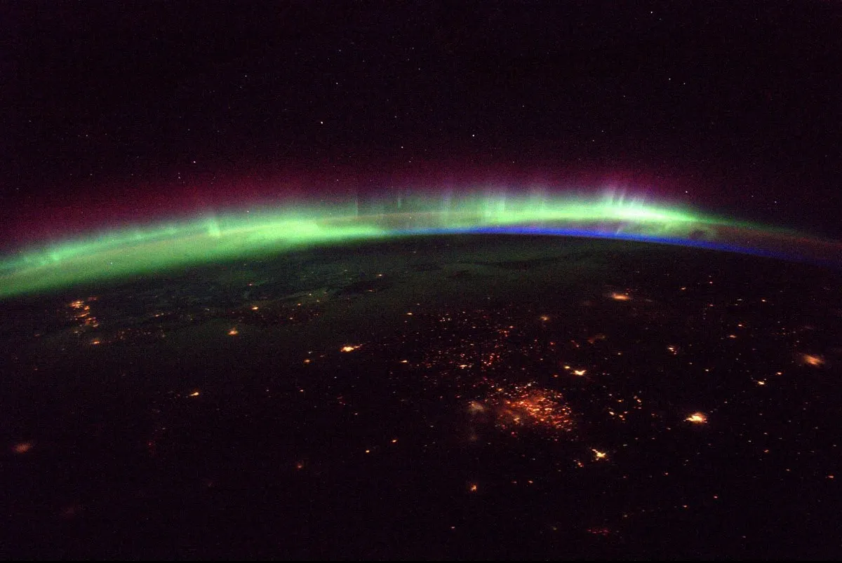 Cum se vede aurora boreală din spaţiu. Imaginea fabuloasă care a făcut înconjurul lumii