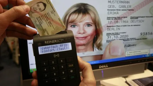 Cum vor arăta noile buletine electronice. Ai nevoie de cod PIN ca la cardul bancar