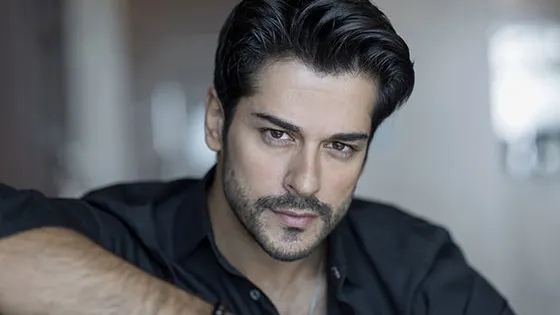 Dragoste infinită. Secretul lui Kemal. Cum vor reacţiona fanele celui mai sexy actor turc