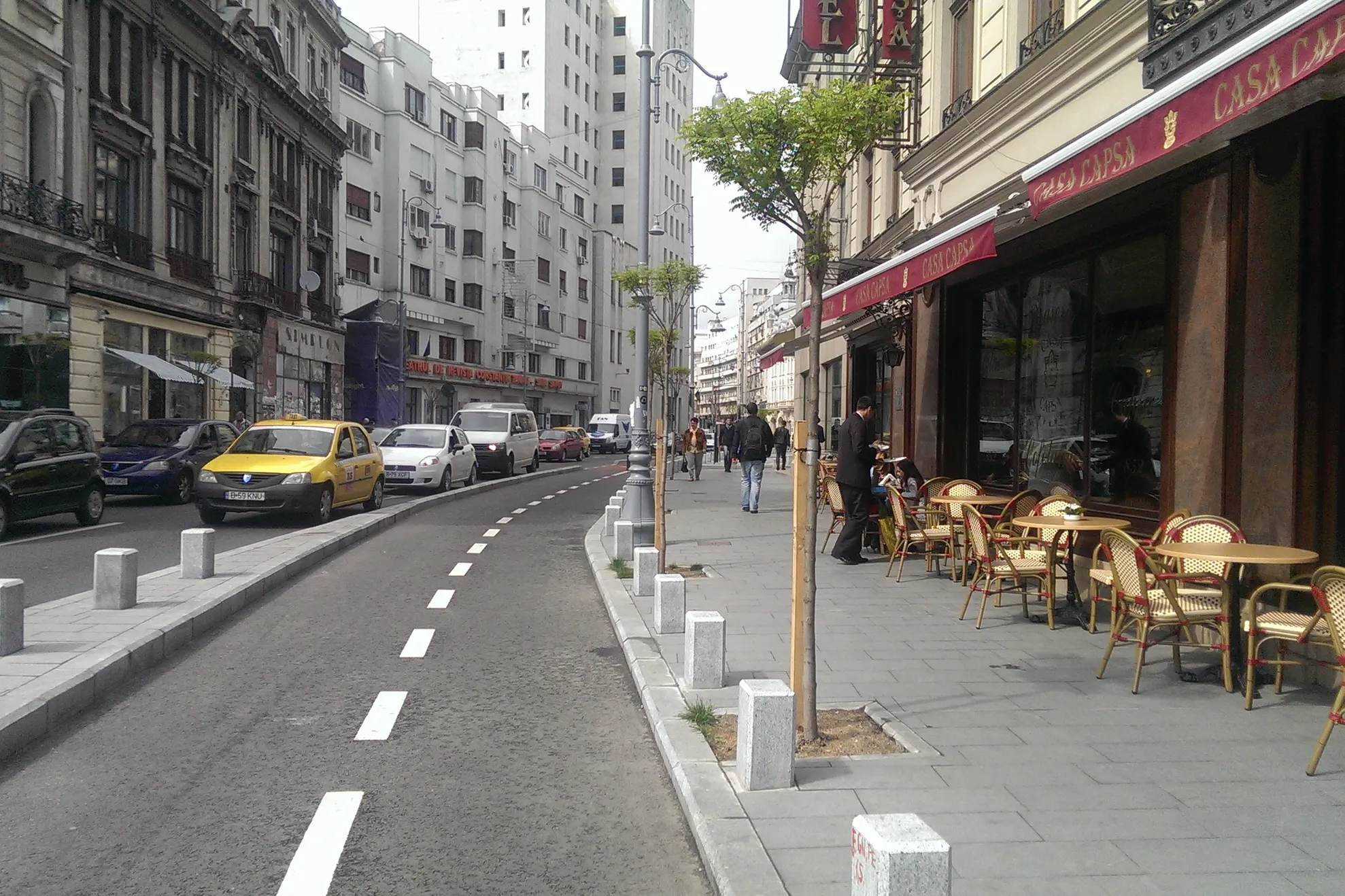 Calea Victoriei devine pietonală