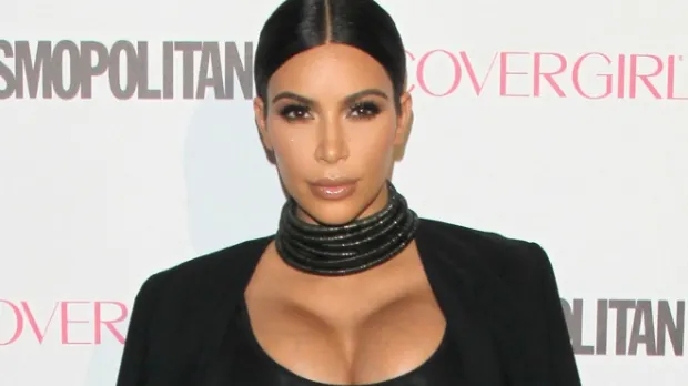 Asemănare izbitoare între Kim Kardashian şi o statuetă veche de peste 23.000 de ani