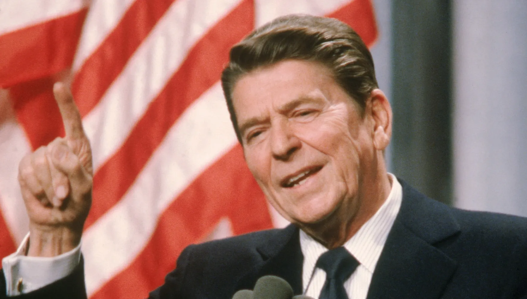 Statuia fostului preşedinte Ronald Reagan va fi amplasată în centrul Bucureştiului 