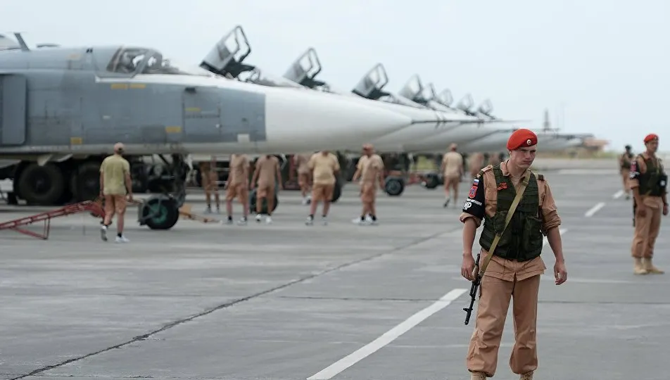 Siria dislocă aeronave militare către o bază aeriană a Rusiei