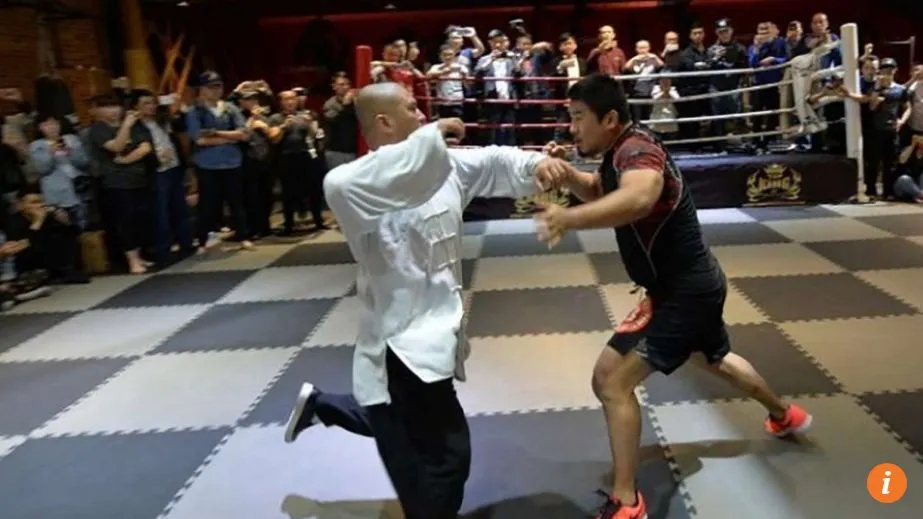 Un maestru Tai Chi l-a provocat la luptă pe un "bătăuș" MMA. Meciul s-a terminat în 10 secunde