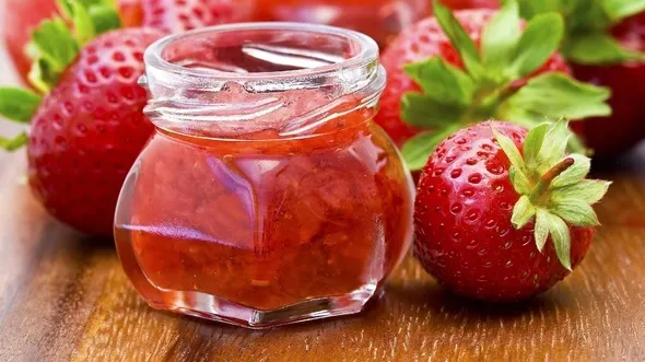 Cum se prepară cea mai delicioasă dulceață de căpșuni! E mai bună decât cea din copilărie