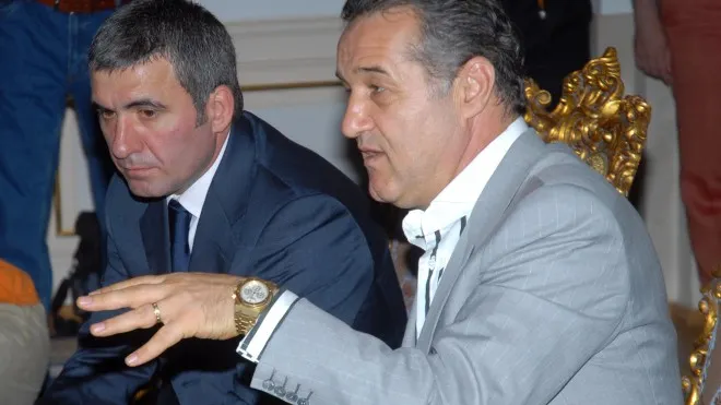 Moment istoric. Becali şi-a cerut iertare de la Hagi