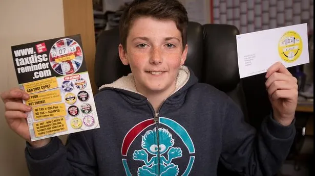 Povestea copilului de 15 ani care a ajuns milionar profitând de neatenția șoferilor! Este incredibil